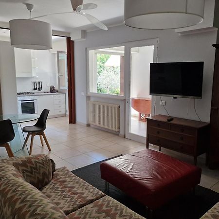 Residence Appartamenti Casa Vacanze Abbazia เปซาโร ภายนอก รูปภาพ
